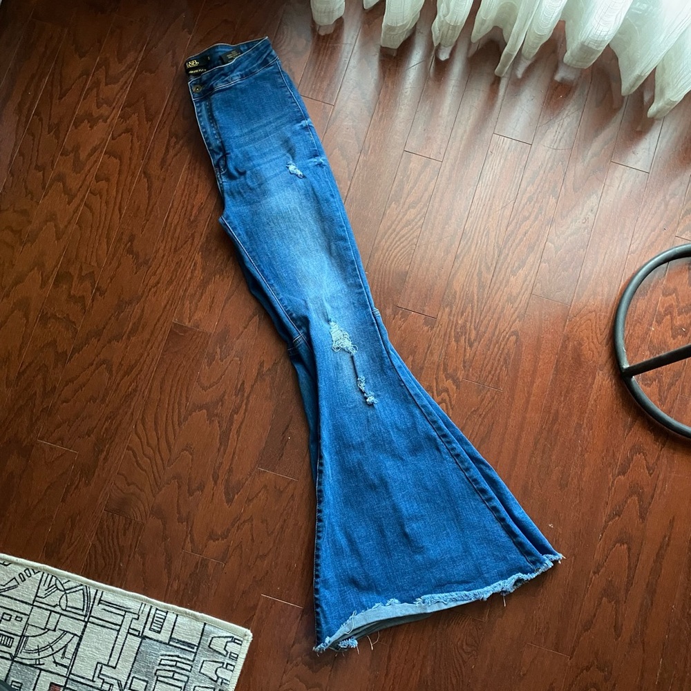Distressed Belle Bottoms!